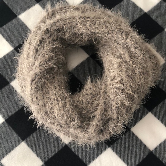 EUC BP Infinity Scarf - Picture 2 of 7